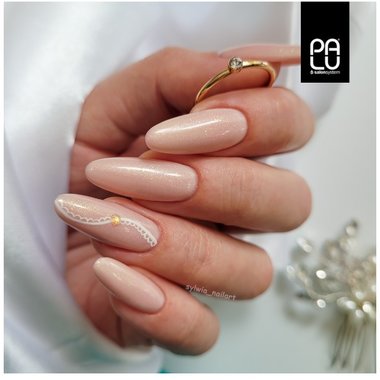 PALU Roma RO10 hybride nagellak lichtbeige met glans 11 ml - Фото №6