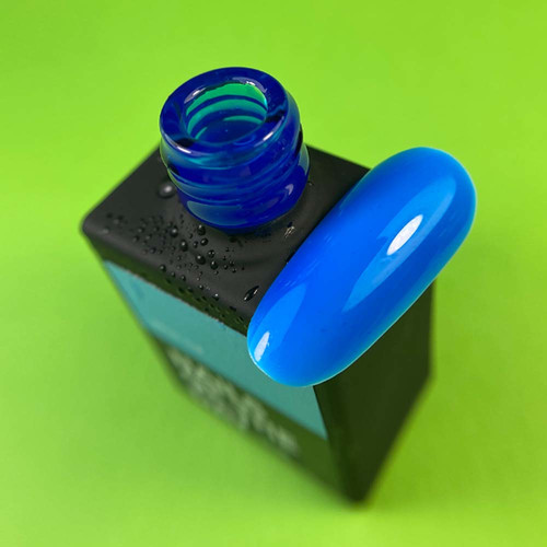 Top NAILSOFTHEDAY Neon top 04 blau, 10 ml - Фото №2