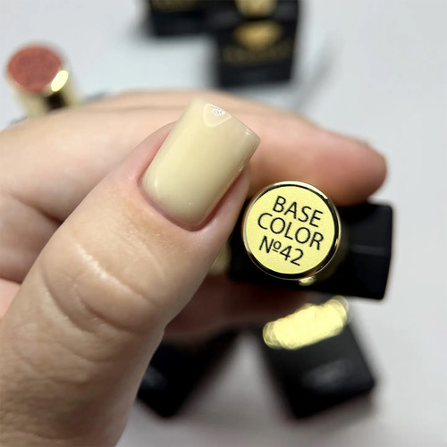 База для ногтей Crystal Base Color №42 желтый 30 мл - Фото №2