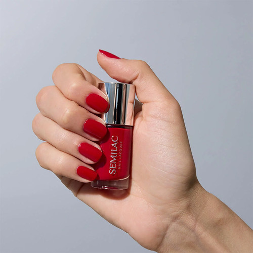Классический лак для ногтей Semilac Nail Lacquer 110 Classic Red 9 мл - Фото №4