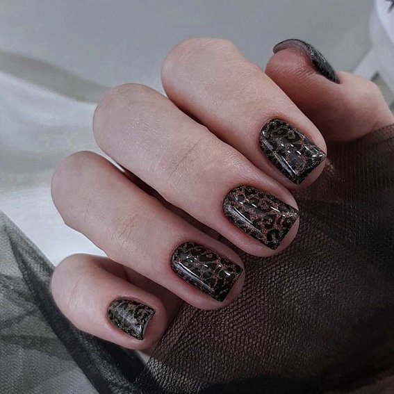 Гель-лак NAILSOFTHENIGHT Cat eye Reflective 02 коричневый, 10 ml - Фото №3