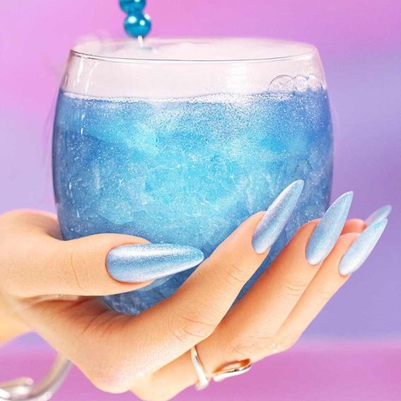 Victoria Vynn Brocaciello 368 Aria hybride nagellak blauw met een glanzend, versleten effect 8 ml - Фото №2