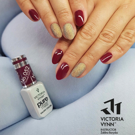 Hybride nagellak Victoria Vynn PURE CREAMY HYBRID 052 Femme Fatale 8 ml - Фото №2