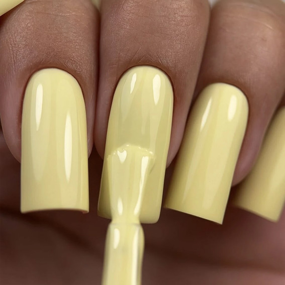Gellak NAILSOFTHEDAY Color of the month July 2025 Banana Cream 10 ml - Фото №5