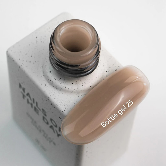 NAILSOFTHEDAY Bottle gel 25 koud beige 10 ml - Фото №2