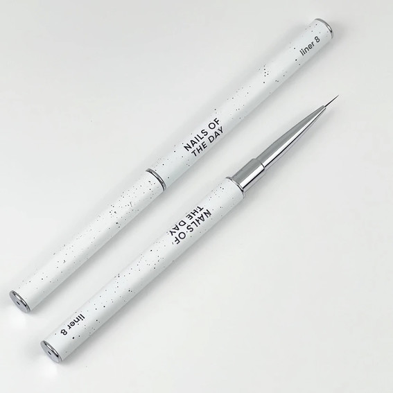 Professioneller Pinselliner NAILSOFTHEDAY 8 mm - Фото №3