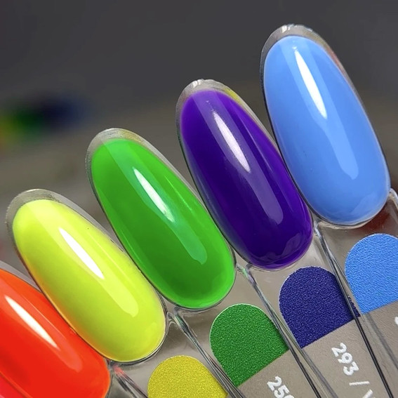 Gellak NAILSOFTHEDAY 230 Solar neongeel 10 ml - Фото №6